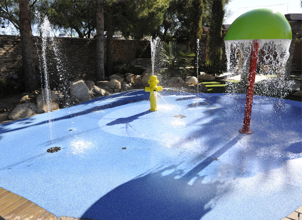 splash pad features