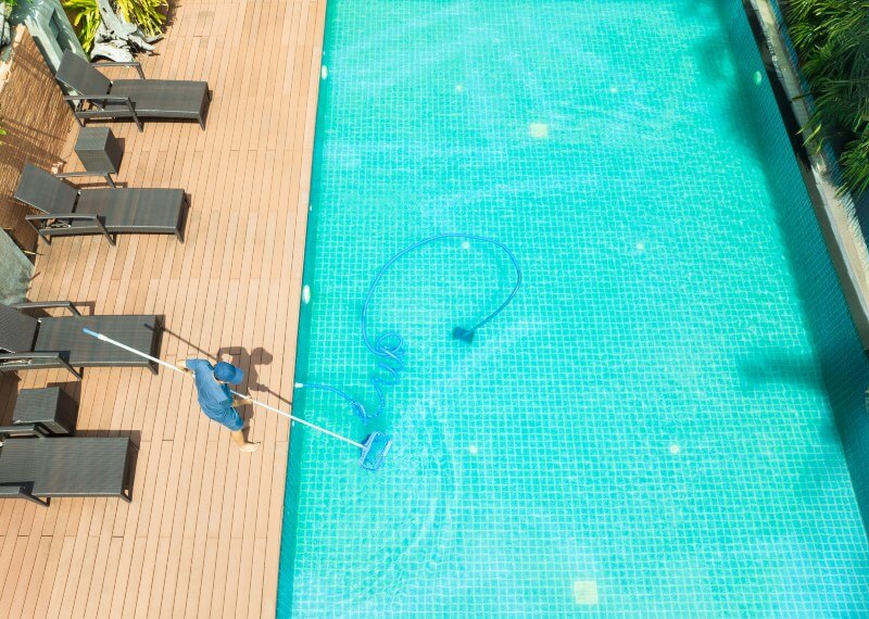 hotel pool maintenance